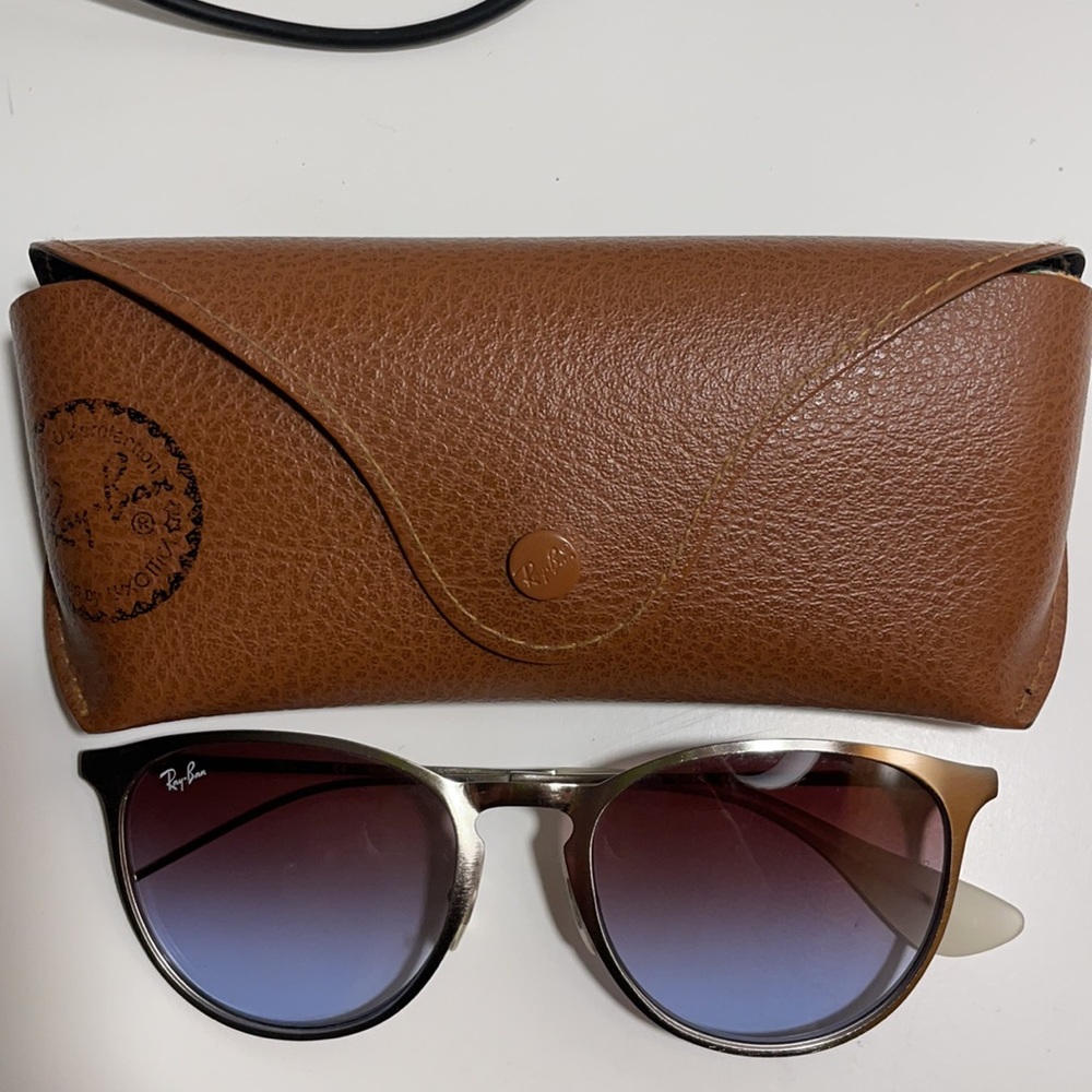 Authentic Silver Ray Ban Sunglasses with case!